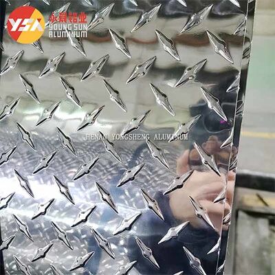 Diamond Aluminum Checkered Plate 1050 1100 3003 5052 Embossed Aluminum Sheet